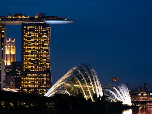 Singapore city skyline with modern skyscraper arch 2023 11 27 05 32 28 utc